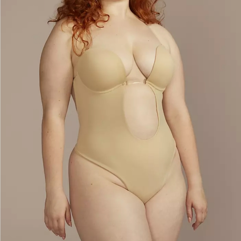 Galina Signature Backless Plunging Bodysuit - Nude (NWT)
